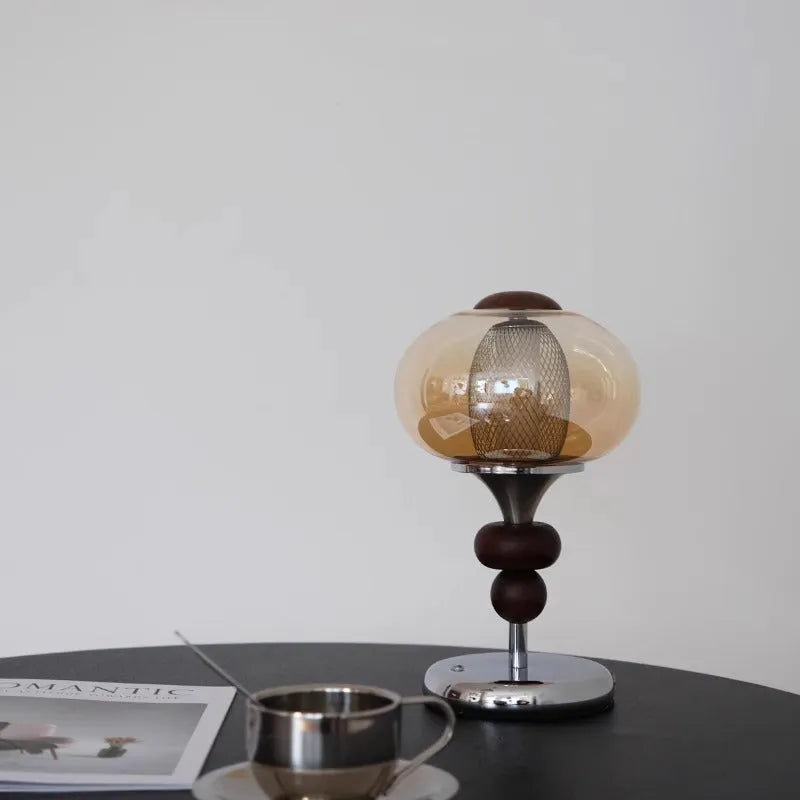 Solid wood retro palace table lamp with touch dimming and colour changing functions