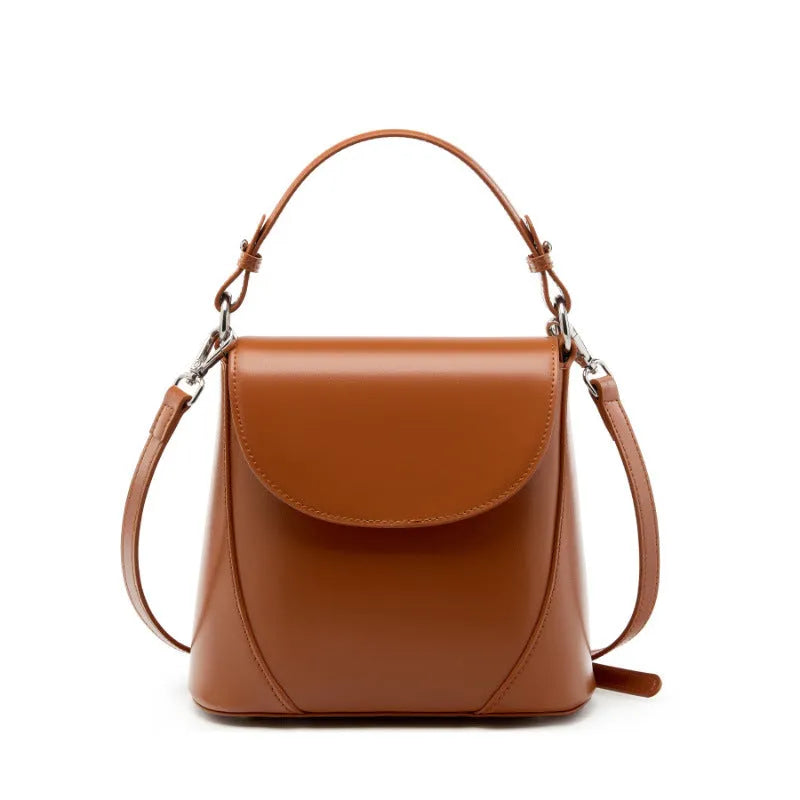 Genuine leather square shoulder bag 22x10x20 cm in beige with visible sewing thread detail and single shoulder strap