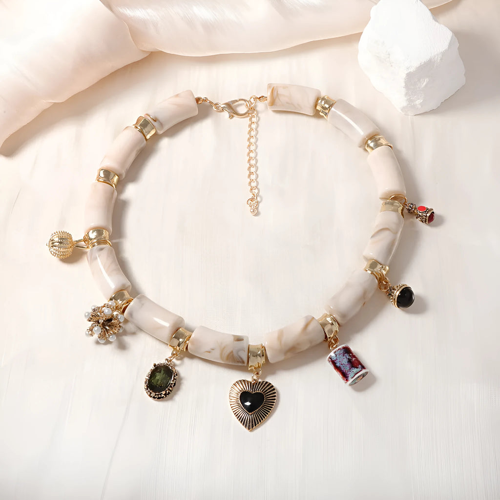 Resin bamboo heart pendant necklace with electroplated picture colour finish