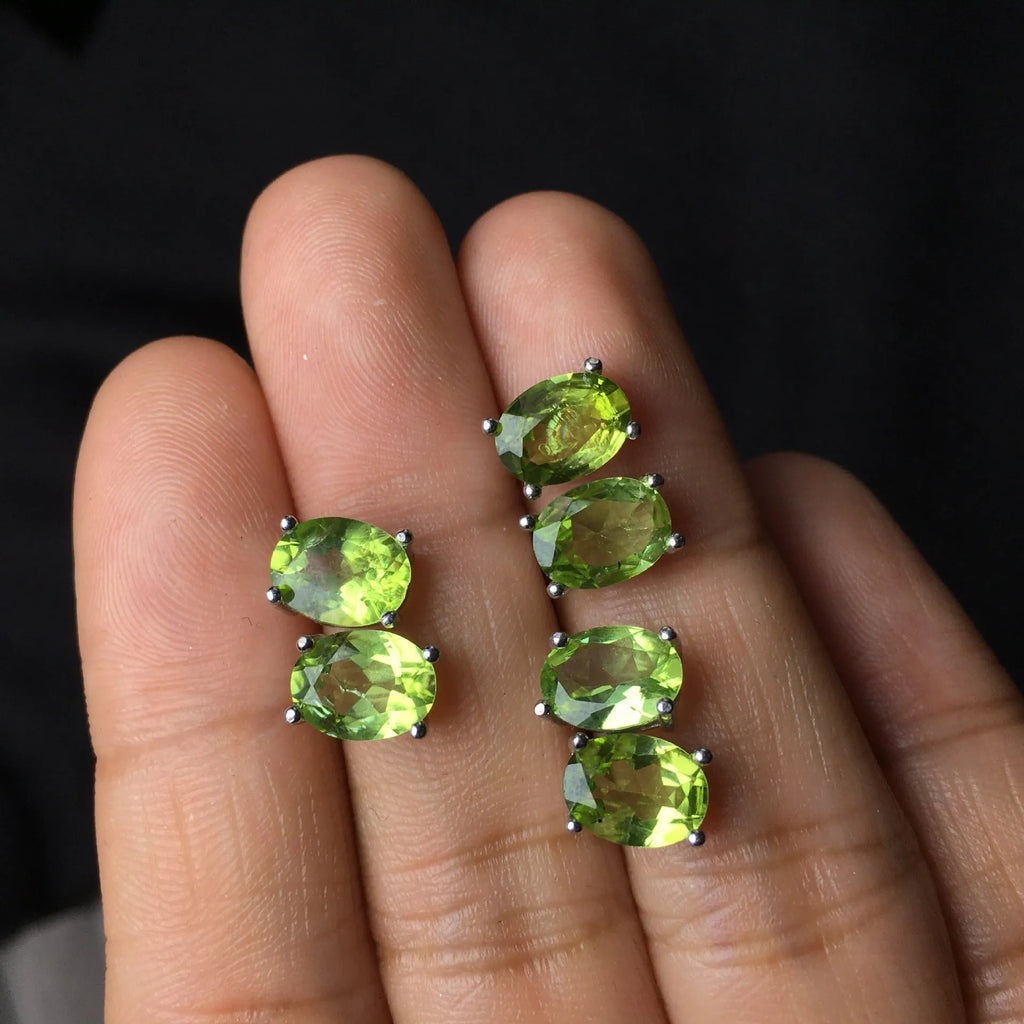 S925 silver stud earrings with 6×8mm natural olivine stones in grass green