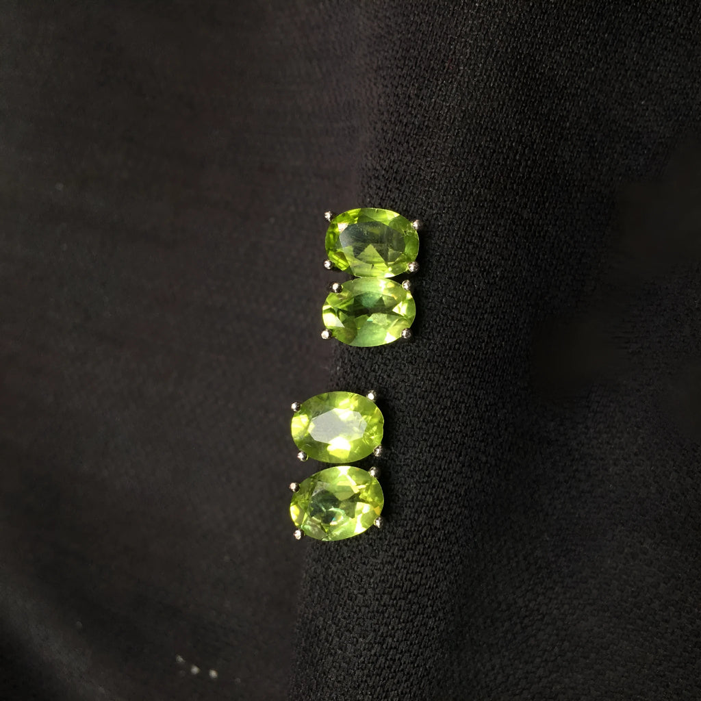 S925 silver stud earrings with 6×8mm natural olivine stones in grass green