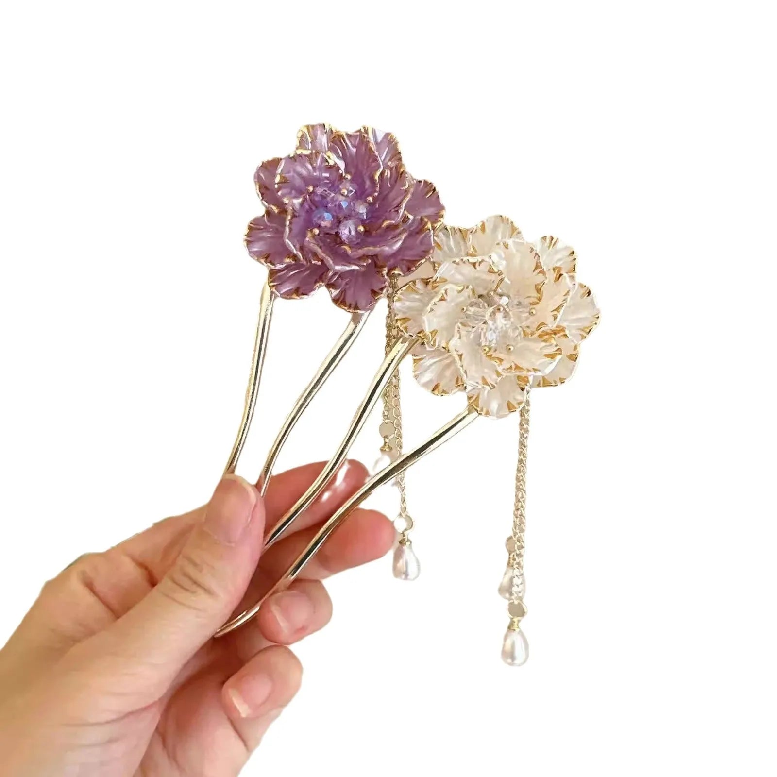Purple and white peony flower tassel U-shaped alloy hairpin on plain background