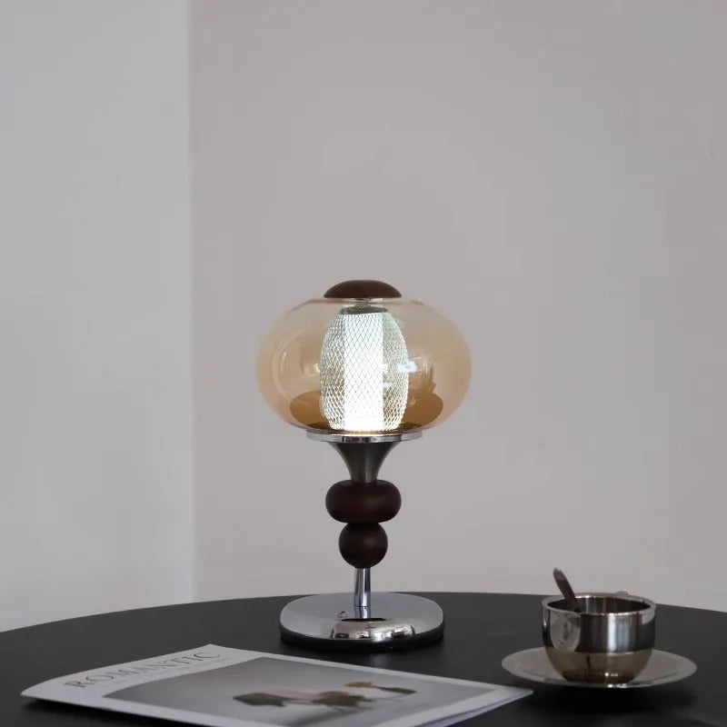 Solid wood retro palace table lamp with touch dimming and colour changing functions