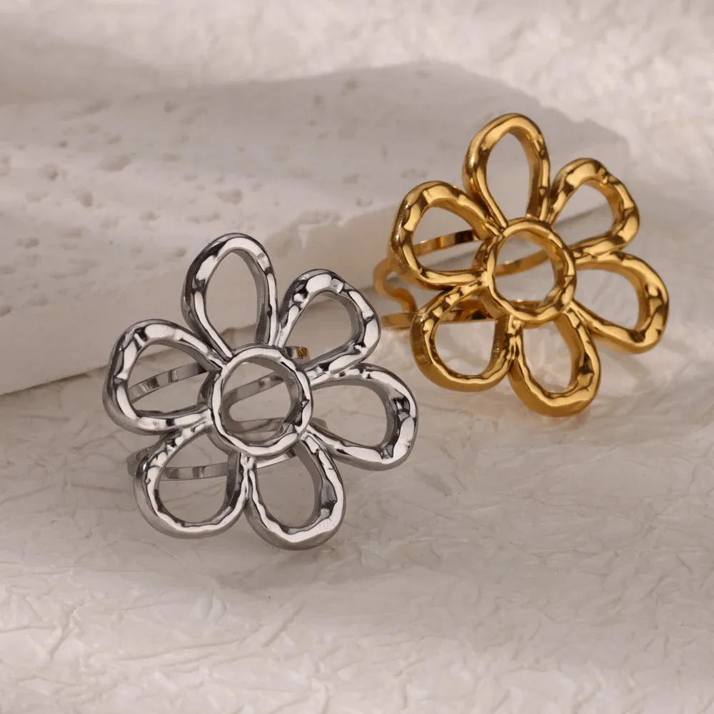 Stainless steel open mouth hollow flower ring for women in gold finish