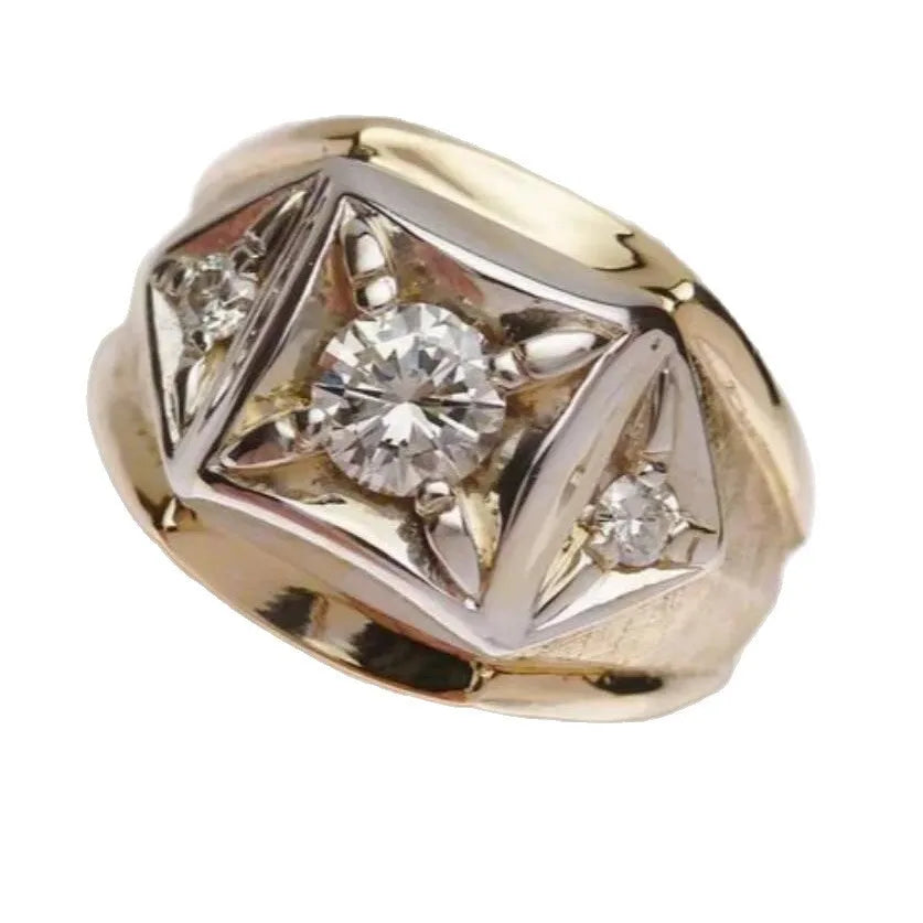 Geometric hollow couple rings in gold-coloured copper with chamfering square pattern design