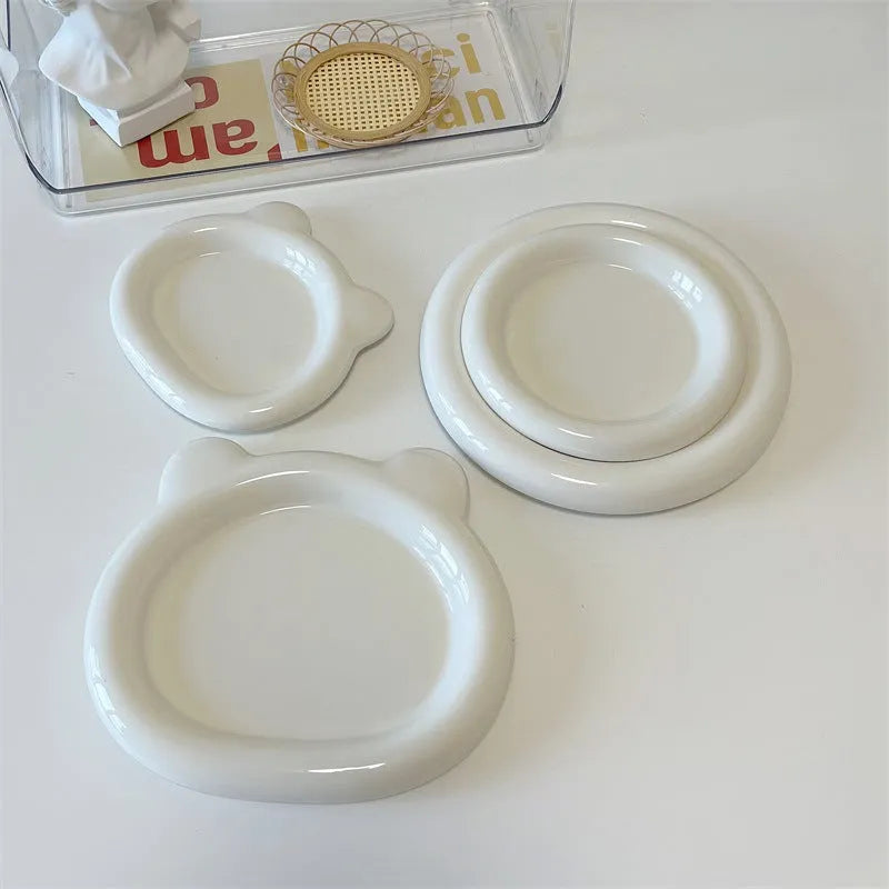 White porcelain plate with bear doodle design, 15cm diameter, microwave safe ceramic tableware