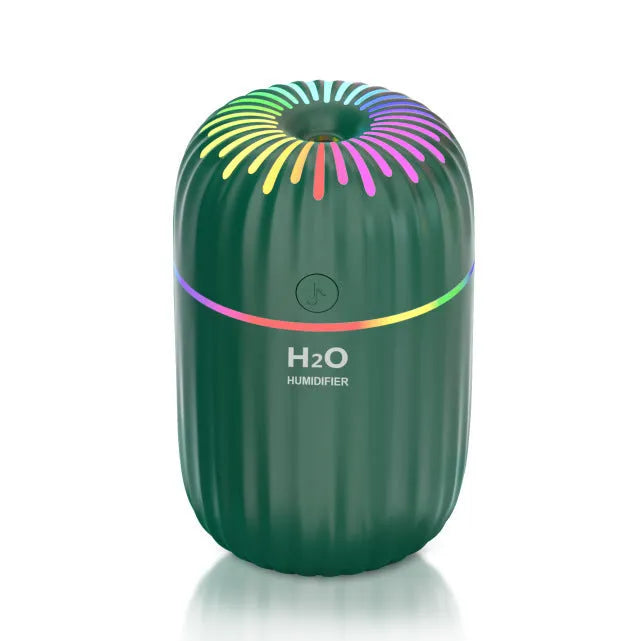 Mini car USB aromatherapy humidifier in green animal design with compact 75mm dimensions
