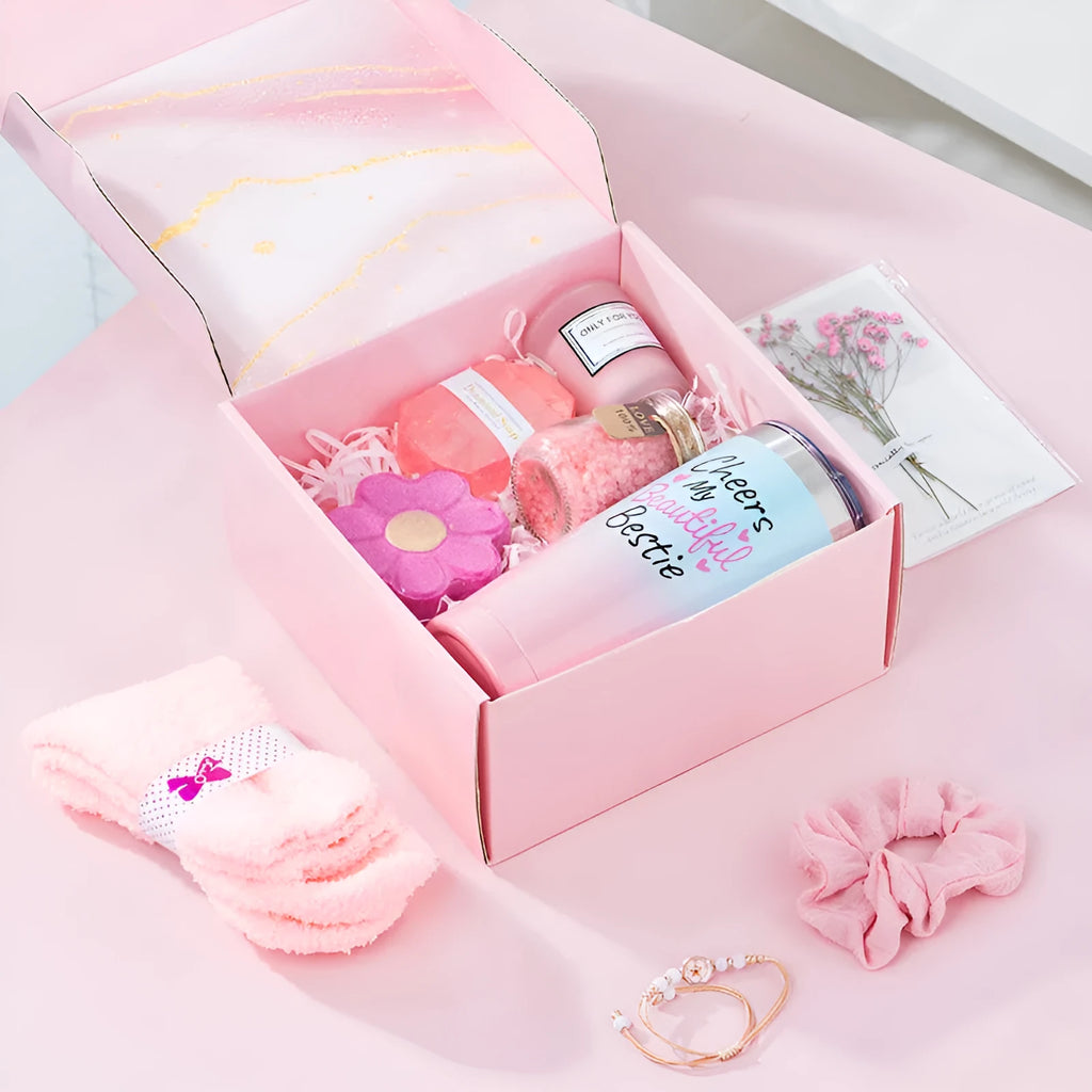 Soy wax aromatherapy candle gift set in a modern gift box with a choice of colour suits.