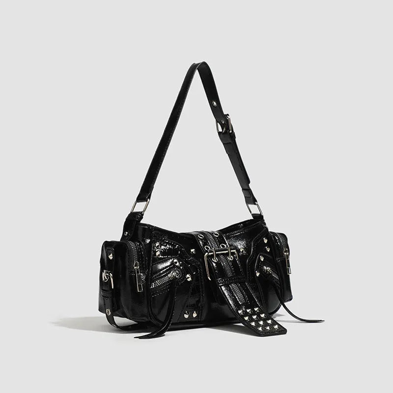 Black retro oil-wax leather shoulder bag with dumpling shape and multiple compartments