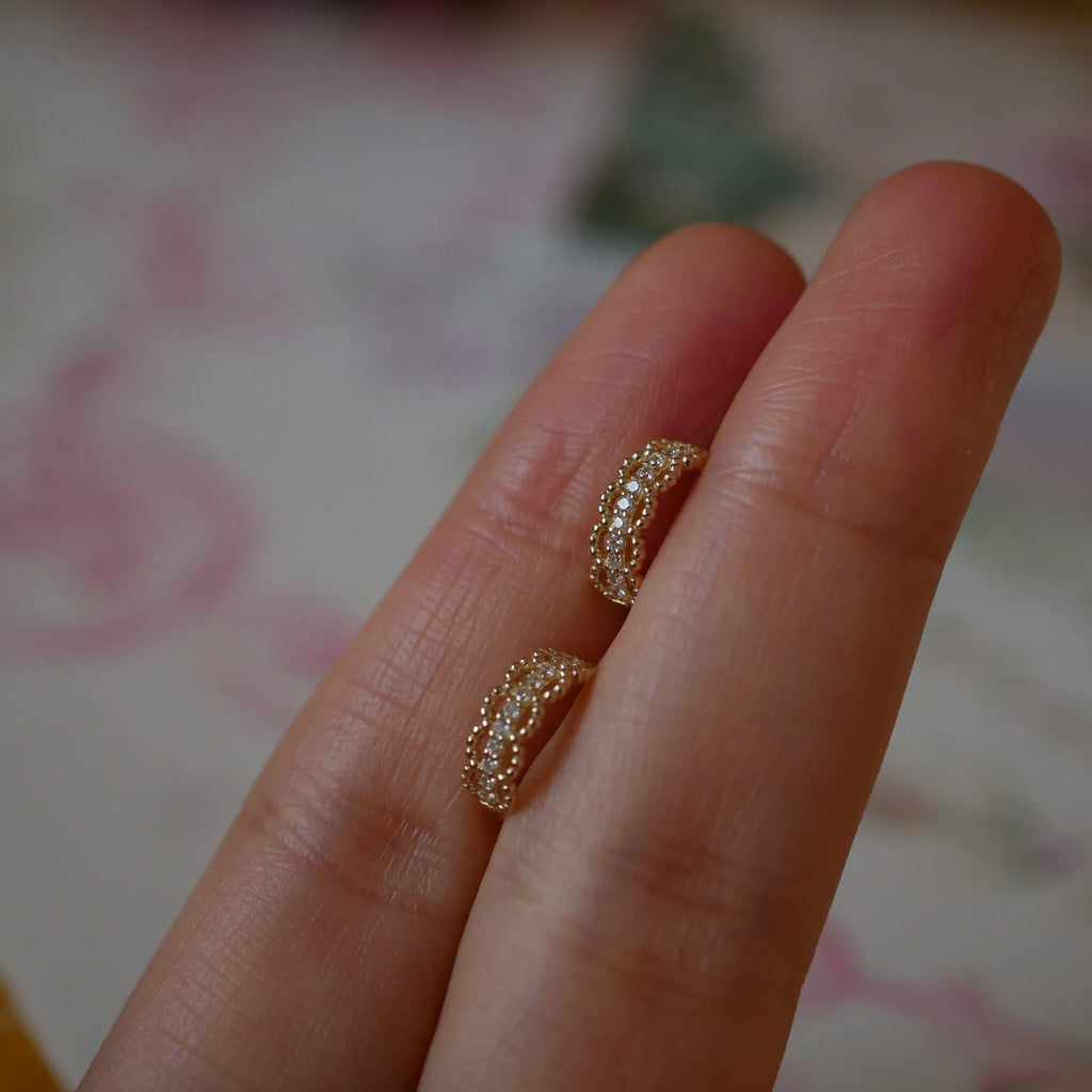Gold lace ear clip small earrings in 925 silver with electroplated 18K gold finish