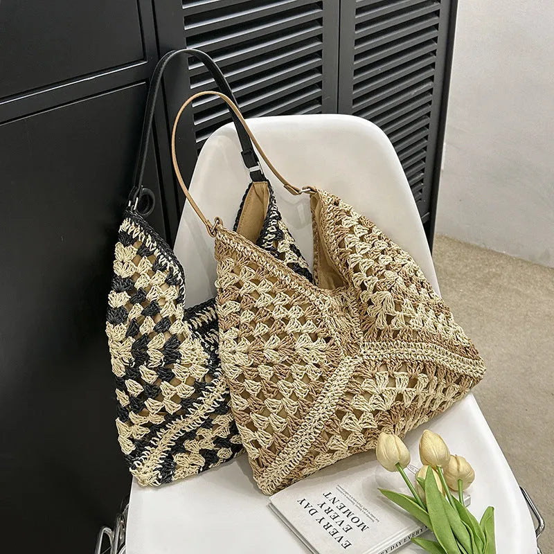 Handmade straw woven hollow contrast colour weave women's shoulder bag with polyester lining in khaki beige