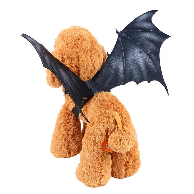 Black cloth bat wing Halloween costume shown on a pet, available in 40cm, 55cm, and 64cm wing sizes.