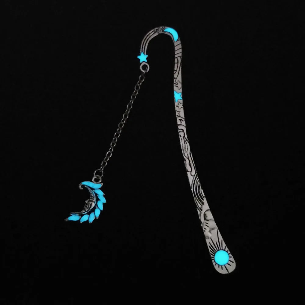 Retro five-pointed star metal bookmark with fluorescent detail in ancient silver or bronze celestial design