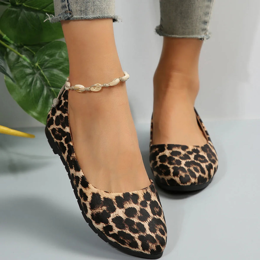Women's flat pointed toe casual shoes, artificial PU upper, rubber sole, solid colour, low top pumps