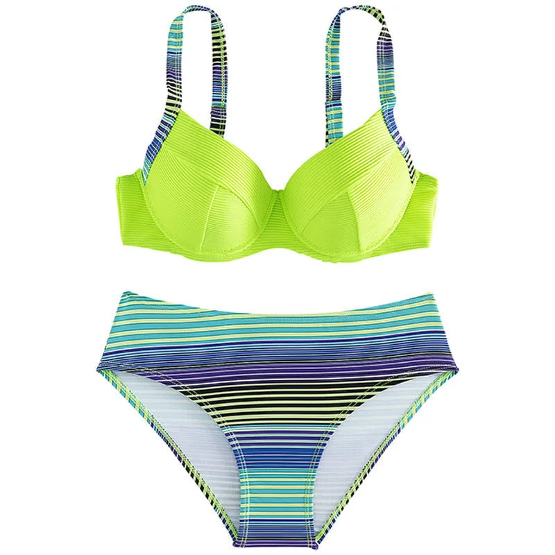 Women's green printed halter bikini set with split briefs in polyester fabric