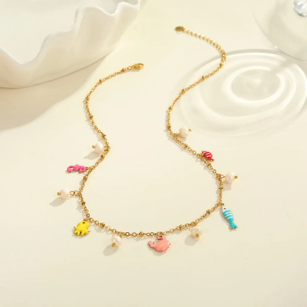 Stainless steel geometric pendant necklace with 18K gold-tone electroplating on a regular chain, model NMSBJ7464