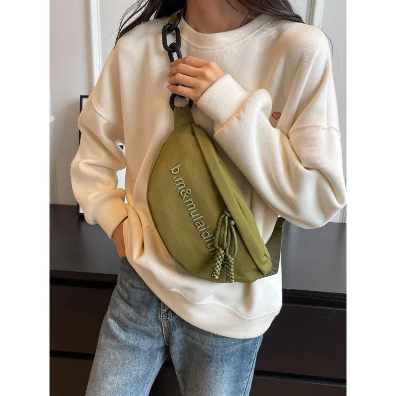 Women's shoulder bag in nylon with chain detail and outer pocket, urban simplicity style, beige colour option