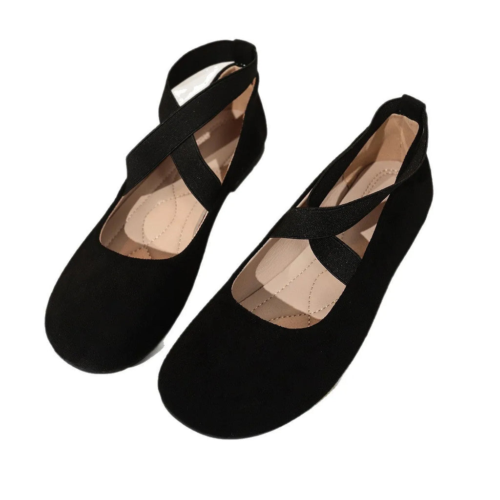 Plus size round toe flat bottom sports and leisure shoes in cotton cloth with ankle bandage, black colour