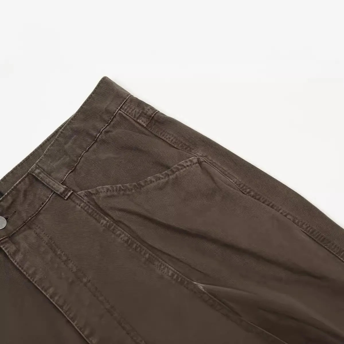 Men's brown loose straight leg trousers with high waist and zip fly
