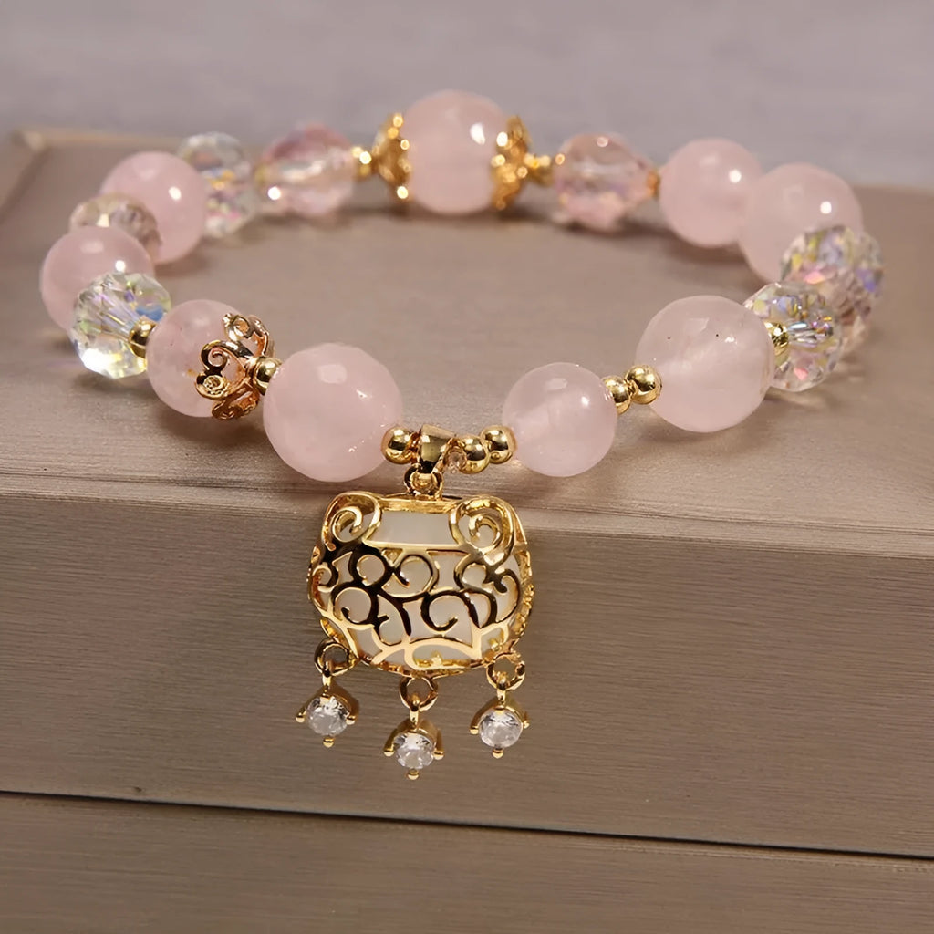 Women's yellow agate crystal bracelet on gold silk thread with Japanese Korean fashion style