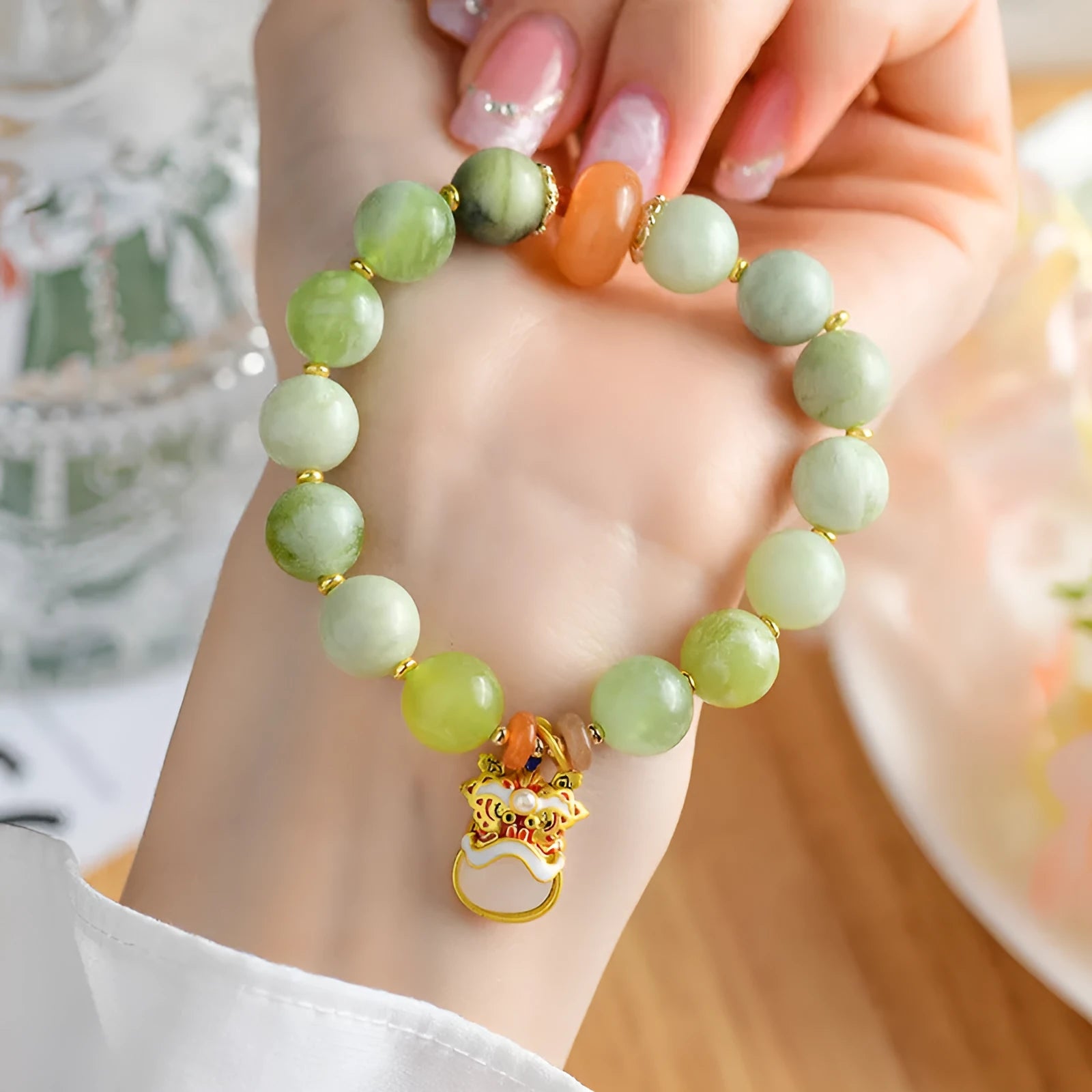 Green milk-in-water xingshi jade geometric pendant bracelet with silver-toned chain