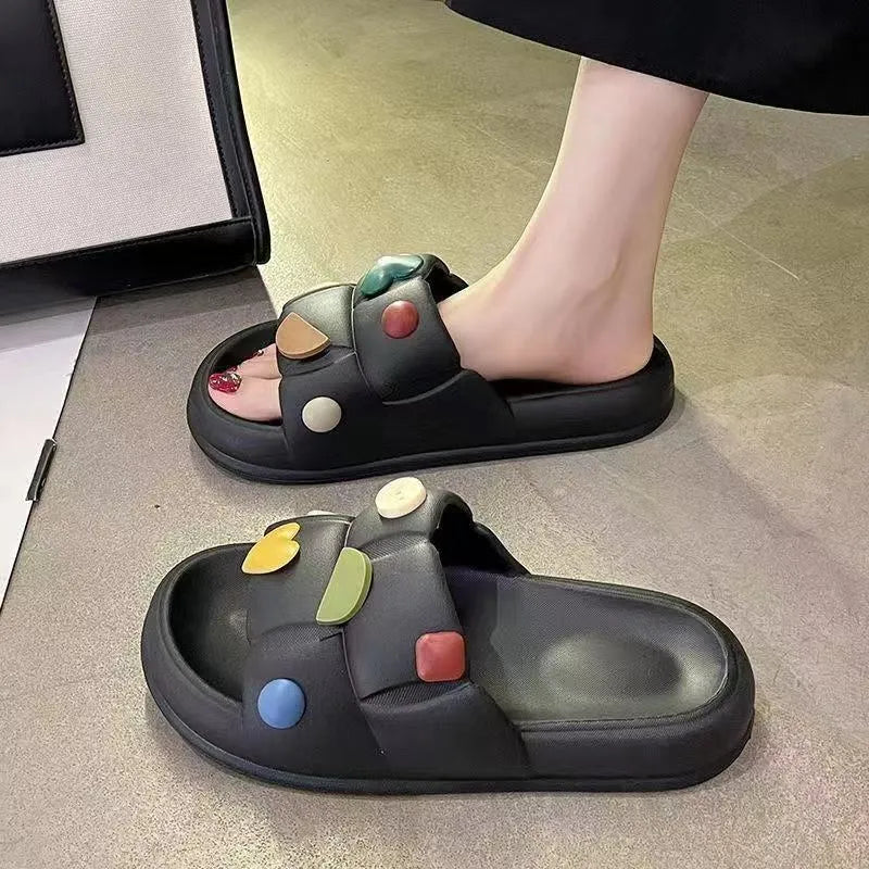Pair of PVC toe ring slippers with non-slip injection moulded sole, breathable deodorant design, summer home flip flops.
