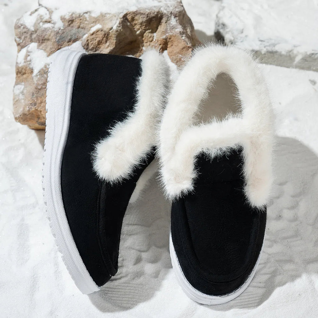 Women's cotton cloth winter boots in black, non-slip rubber sole, oversleeve style, flat heel, round toe