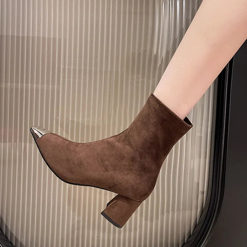Women's square toe chunky heel boots in matte cowhide leather, mid heel 3-5CM, side zipper, black colour