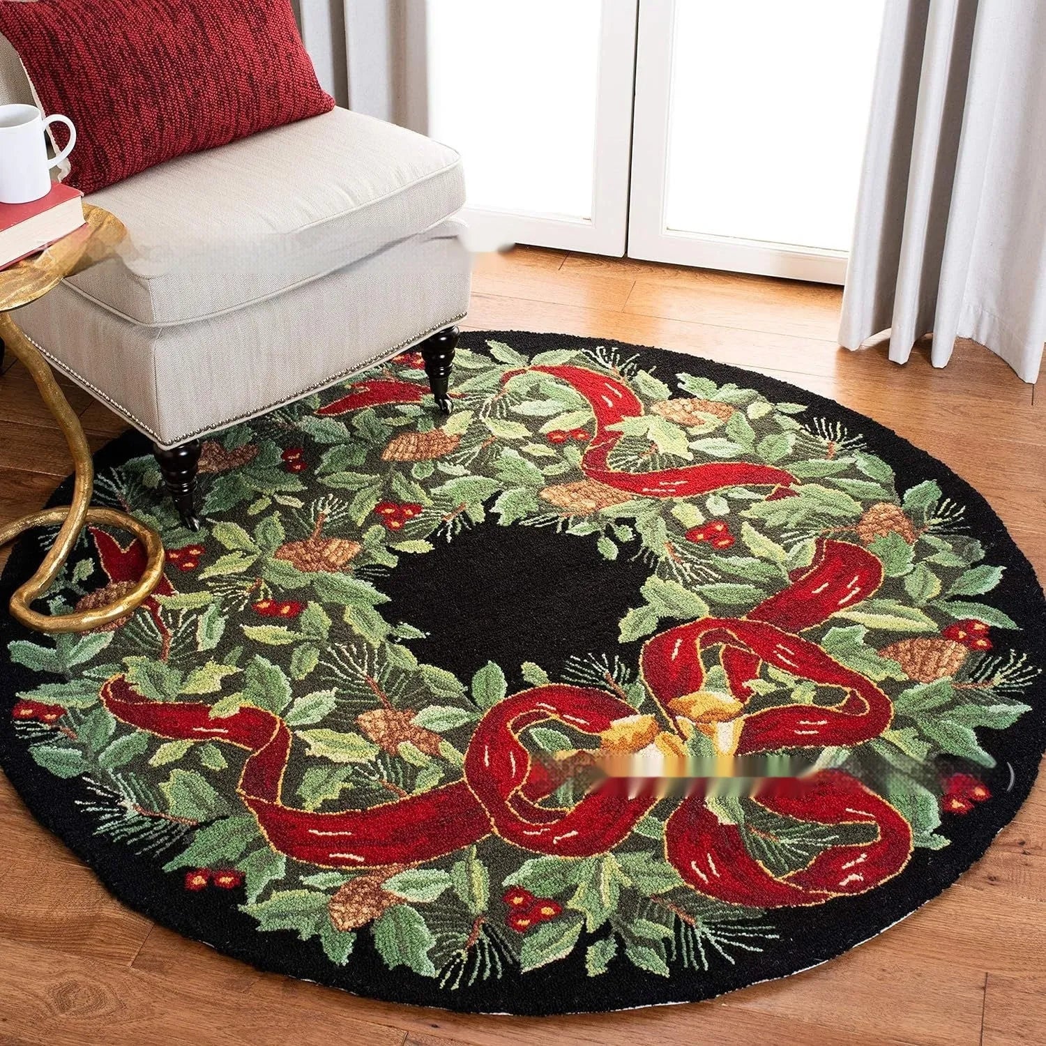Christmas round polyester carpet on floor in red and green festive design