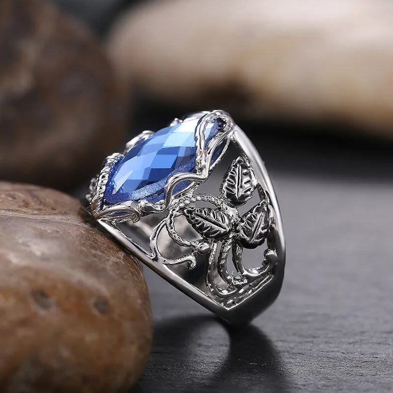 Horse eye shaped blue crystal alloy ring for women in geometric design, sizes 6 to 10
