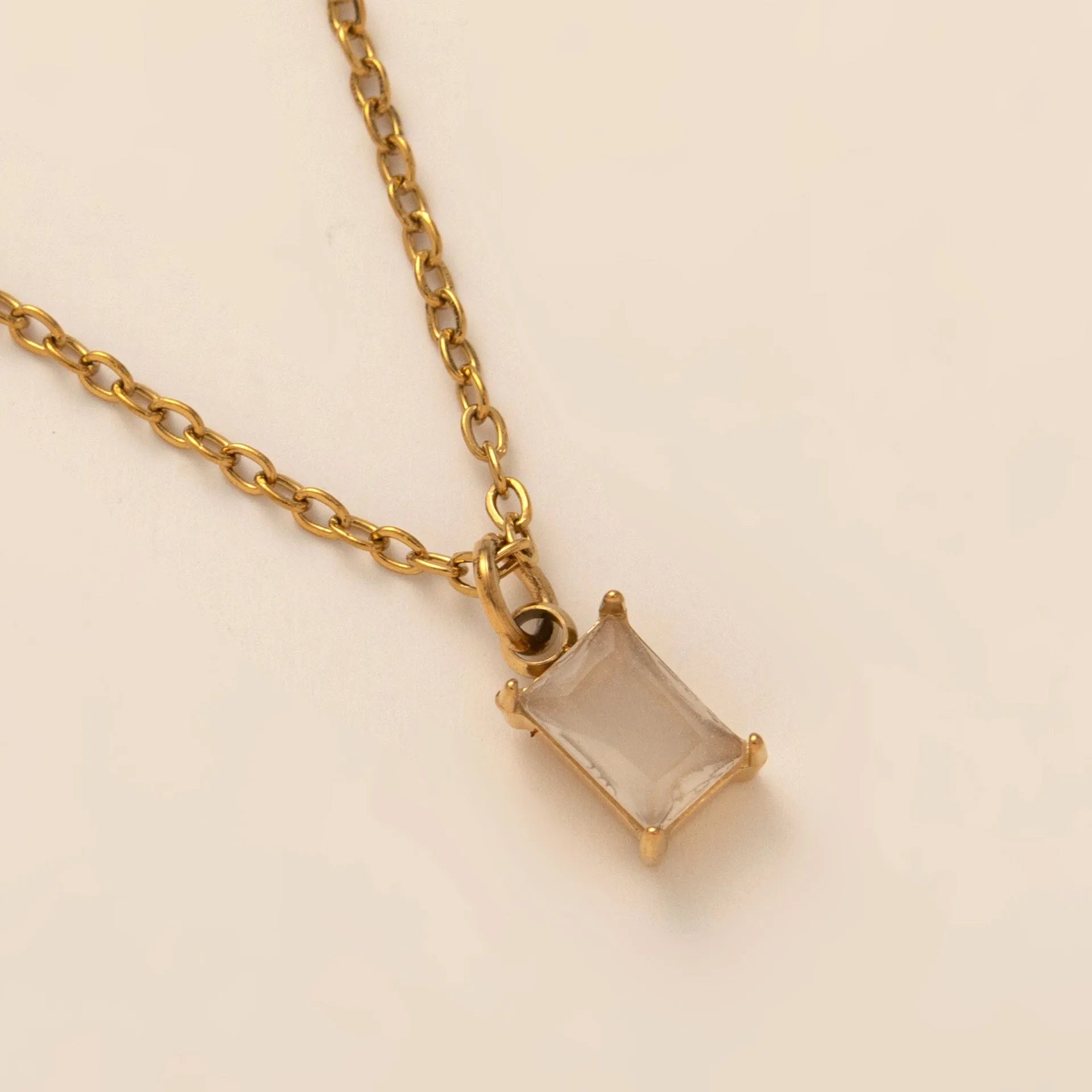Titanium steel necklace with geometric rectangular birthstone pendant and O-link chain on unisex collarbone length 41-50cm