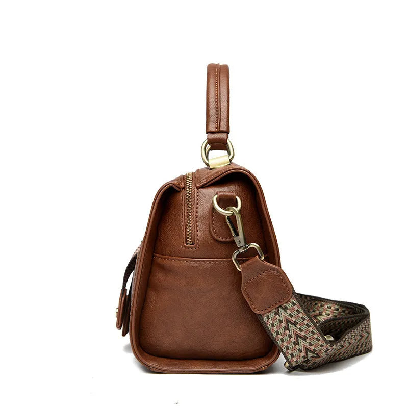 Gray one-shoulder crossbody bag for women with sandwich pockets and retro simple style