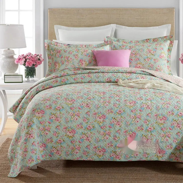 Quilted cotton bed cover set with printed pattern on 1.5-1.8m bed including two pillowcases