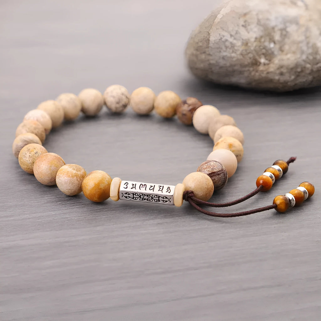 Handmade stone bead bracelet in wood colour with European retro design