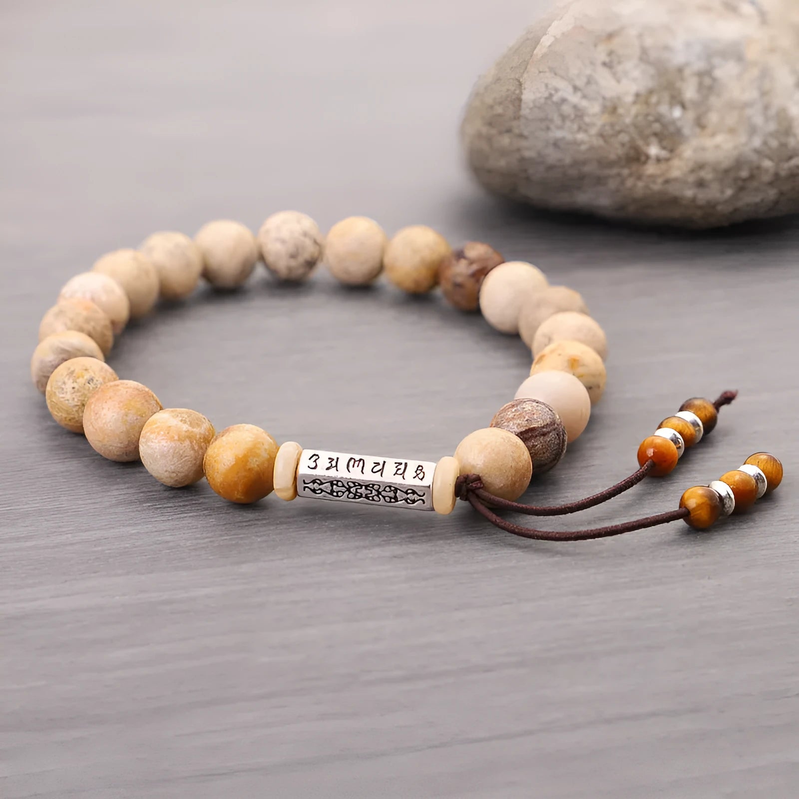 Handmade stone bead bracelet in wood colour with European retro design