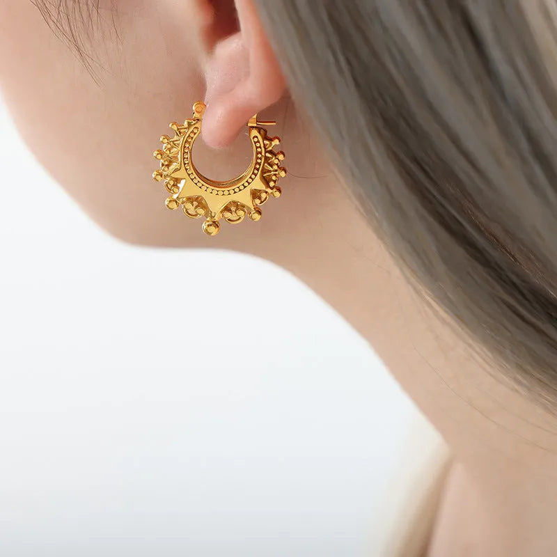 Titanium steel ball-shaped safety lock earrings in gold or steel, U-shaped women's earring pair