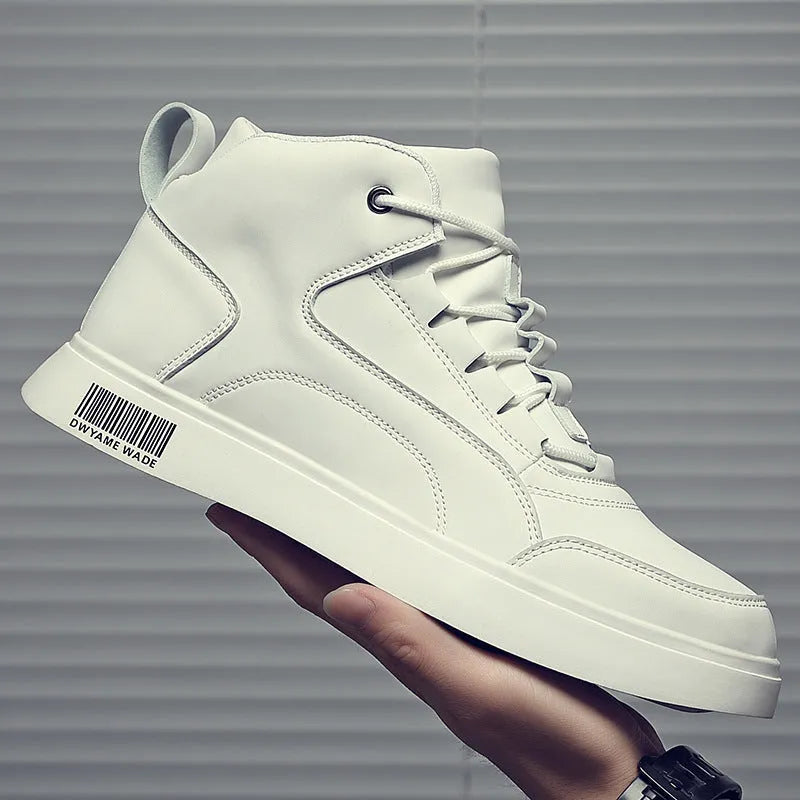 Men's white mid-top casual board shoes with round toe and lace-up design