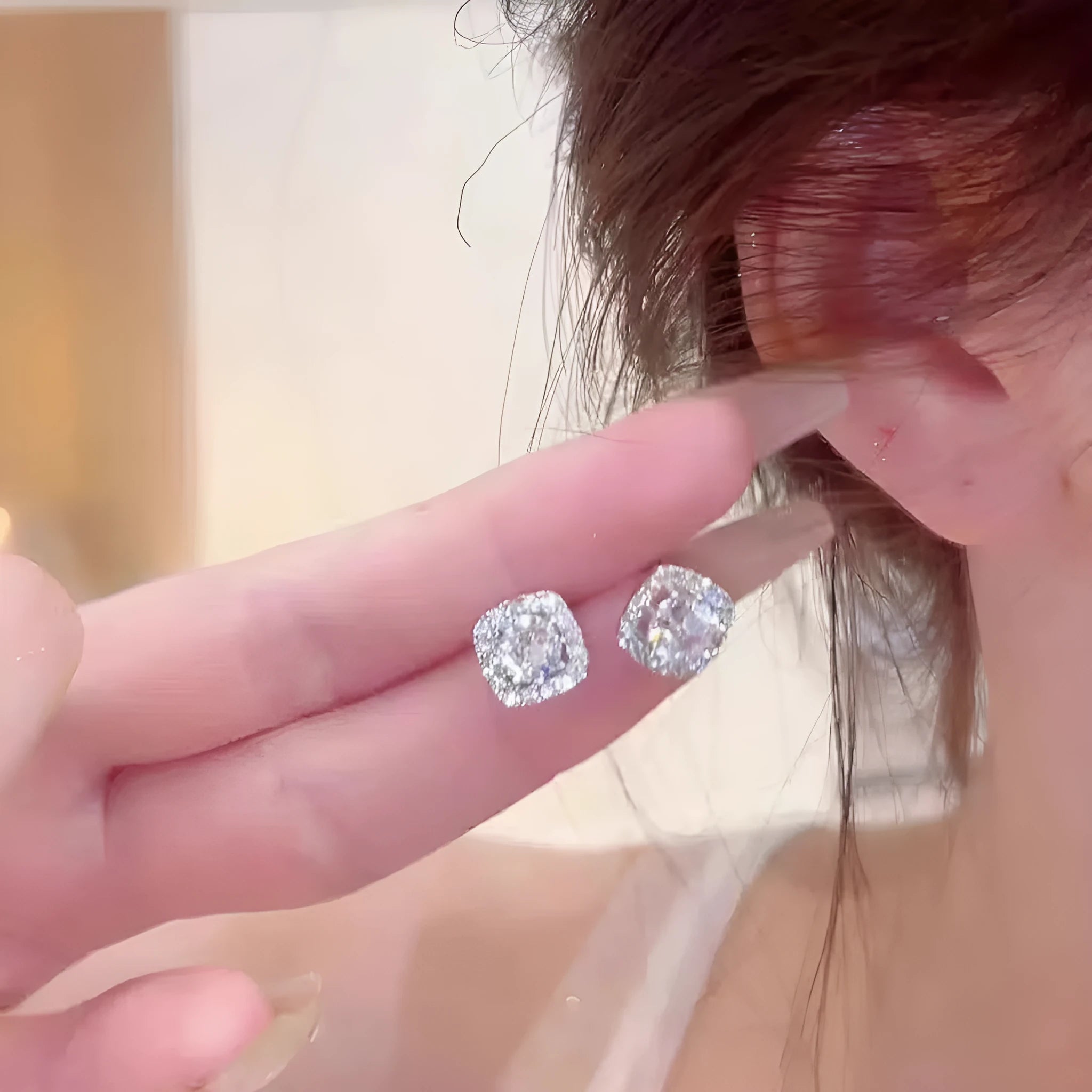 Square diamond geometric earrings for women in gold or silver colour with alloy construction.