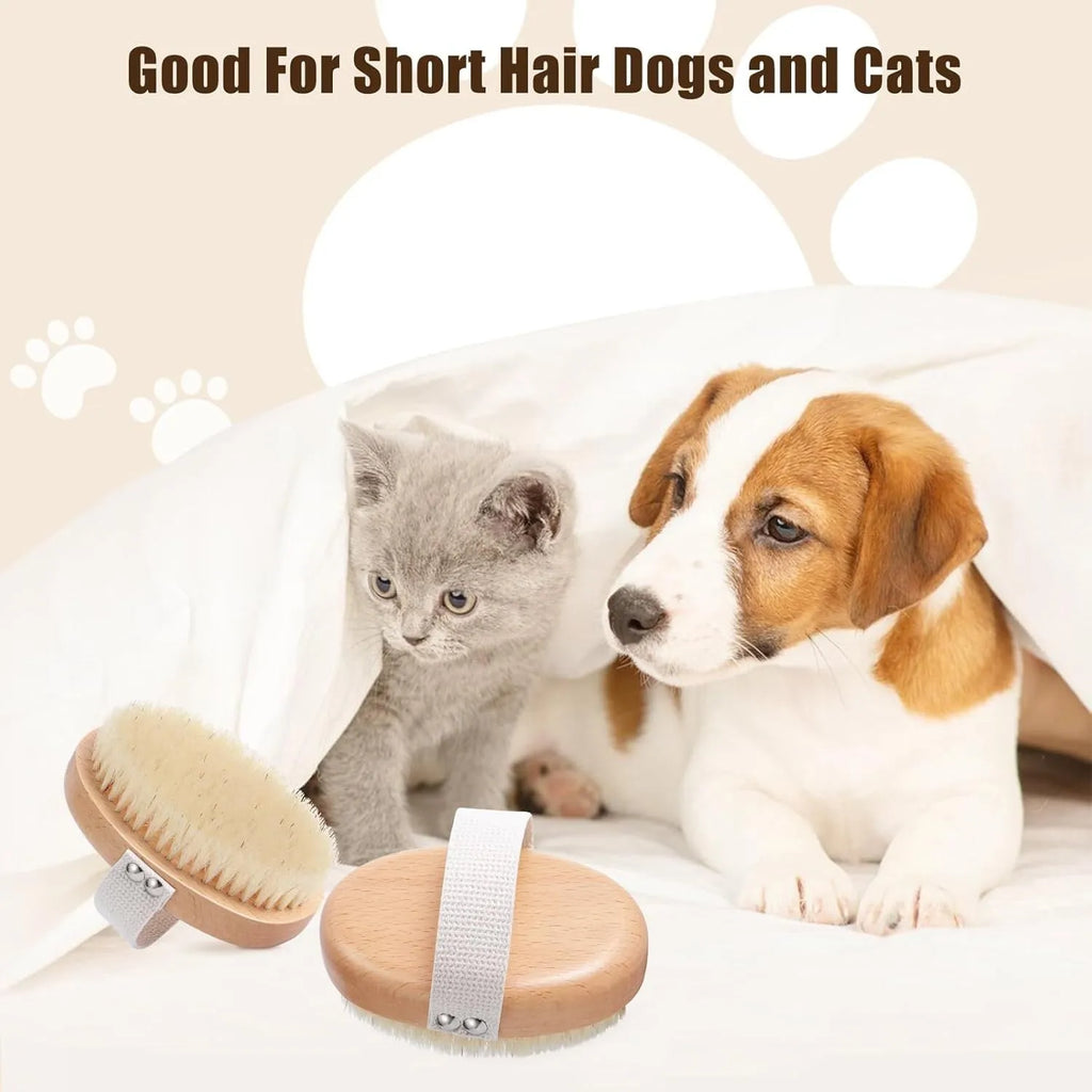 Soft boar bristle pet palm brush with ergonomic cotton band for short-haired dogs and cats, 13.5 x 8.5 cm