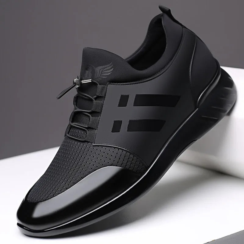 Men's black casual shoes with a low-top round toe design, available in leather or Lycra, featuring an internal height-increasing chunky heel.
