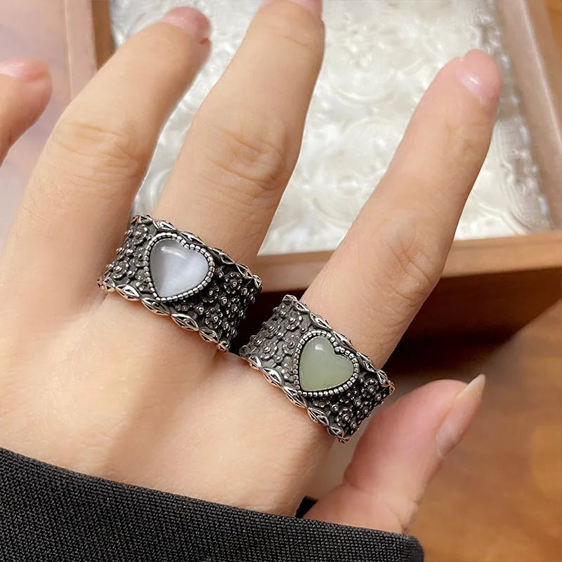 Retro adjustable heart ring with white moonlight design and thickened silver construction