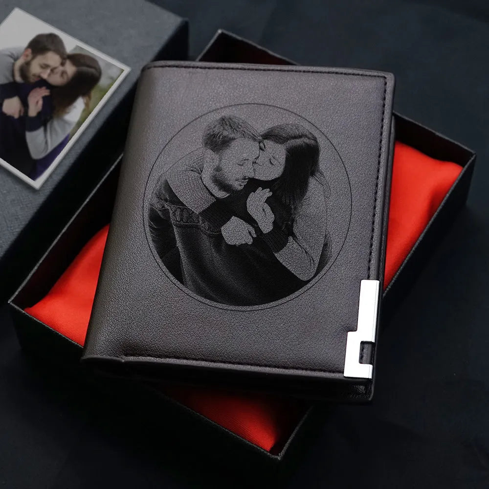 Men's leather zip wallet in classic colour, presented in a gift box.