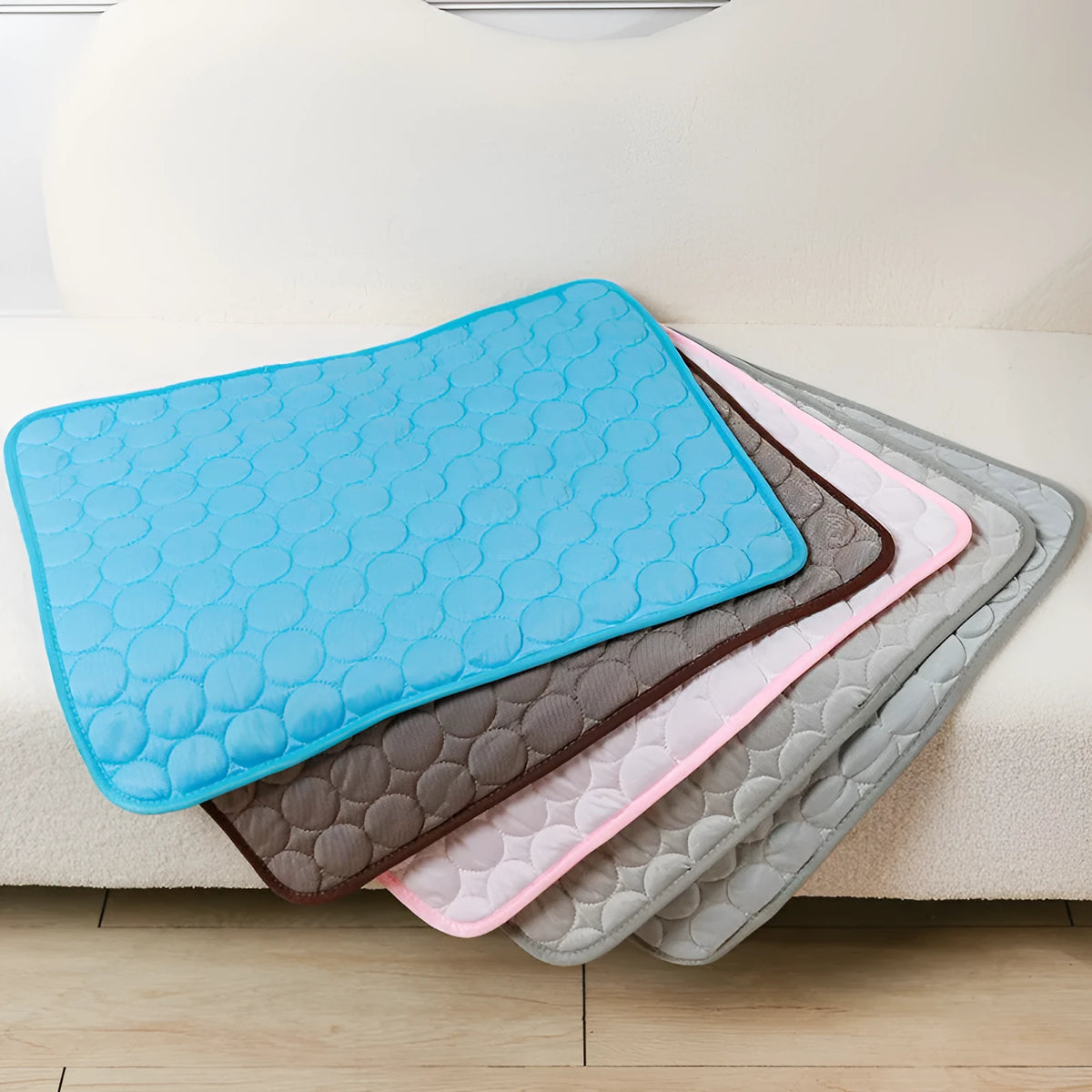 Ice silk pet cooling mat in blue, size M, 60x50cm, for dogs and cats