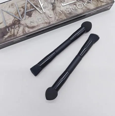 Double-headed miter sponge concealer brush with black wooden handle and artificial fibre heads