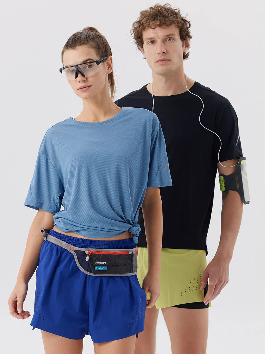 Men's straight-leg sports shorts with side slits in micro-elastic nylon fabric