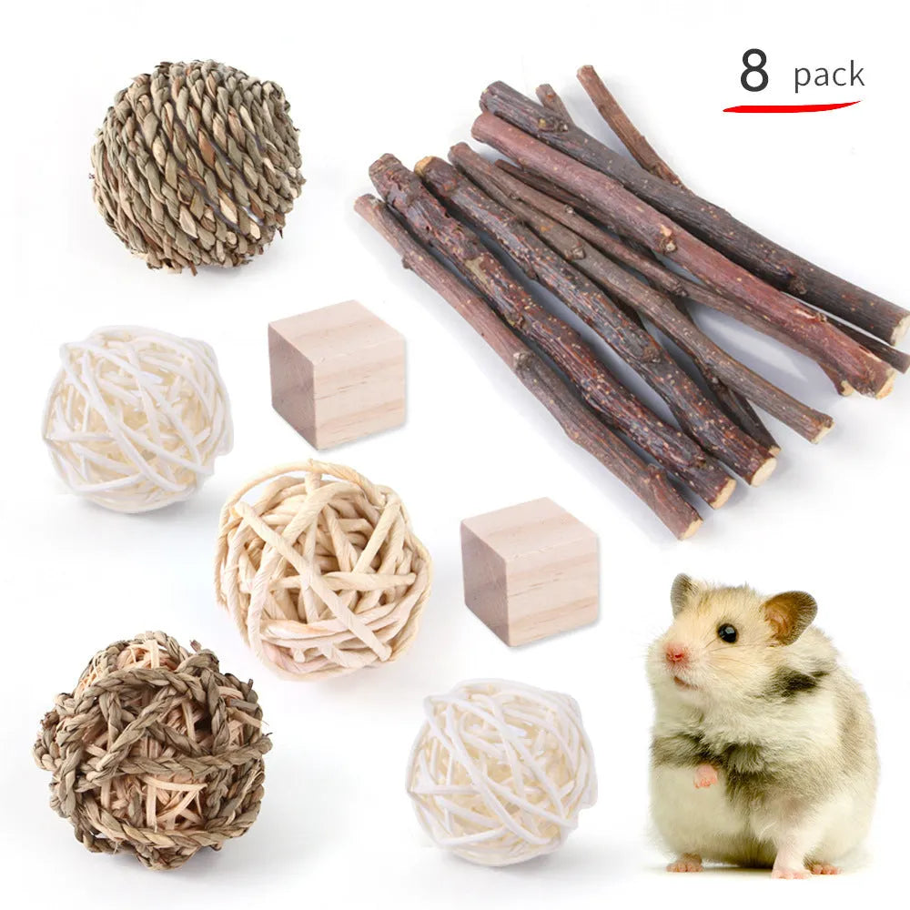 Wooden toy combination set for rabbits, guinea pigs, and parrots with straw mattress and natural material balls