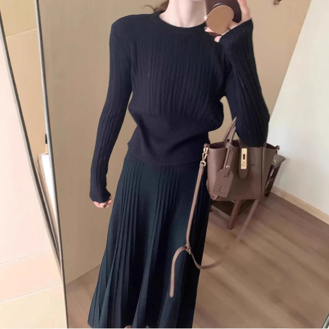 Dark grey artistic knitted dress suit with 3D pattern, collage stitching, sweater and skirt two-piece set.