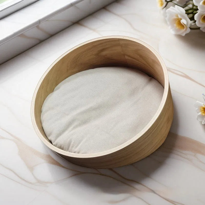 Solid wood round indoor cat cattery bed with 35cm or 50cm diameter, natural wood colour