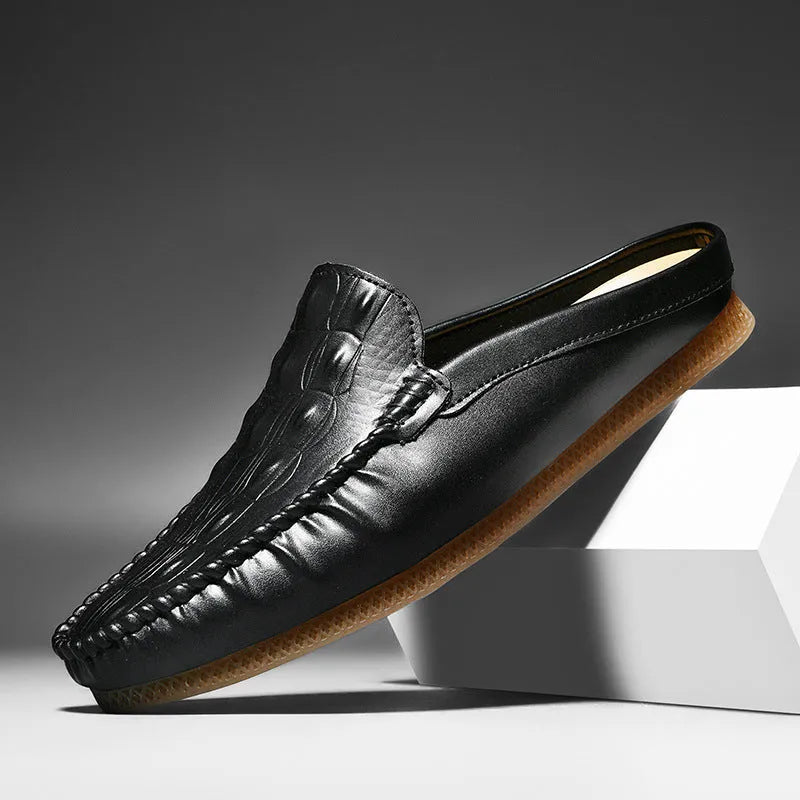 Men's black breathable semi-slippers with a rubber sole and artificial PU upper.