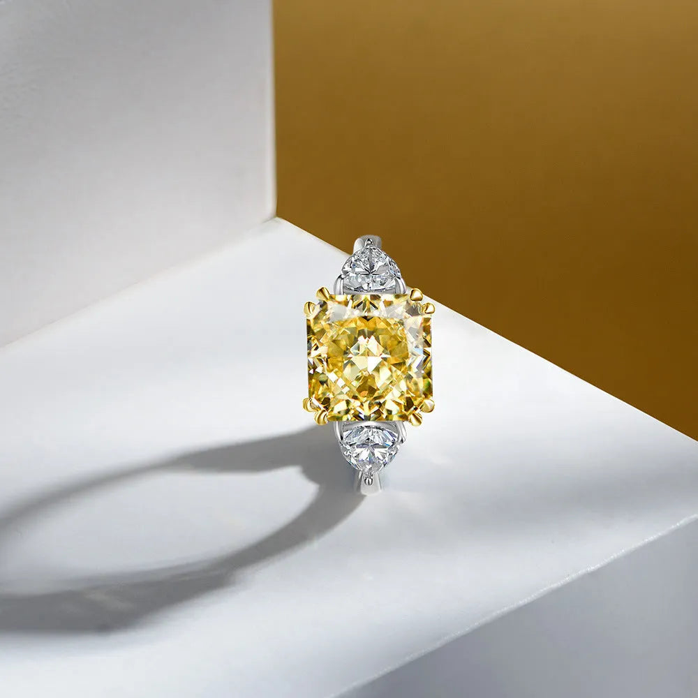 Adjustable moissanite ice flower ring with geometric cut in gold yellow or pink diamond colour for women